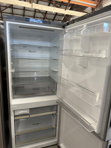 Factory second LG 420L Bottom Mount Refrigerator Model:GB-455PL - Second Hand Appliances Geebung
